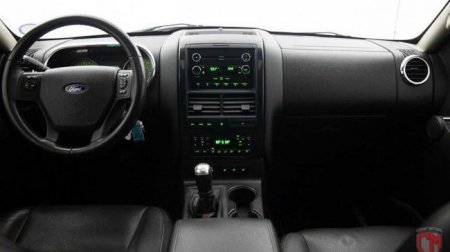Ford Explorer Sport Trac с V8 и механической коробкой передач выставили на продажу - «Новостной Автоблогер»