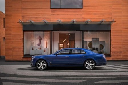 Марка Bentley привезла в Россию всего один «прощальный» Mulsanne - «Новостной Автоблогер»