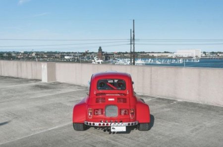 На продажу выставили очень широкий Fiat 500 с мотором от Civic Type R - «Новостной Автоблогер»