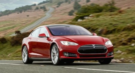 На сайте Tesla продана партия красных шорт – Илон Маск снова пошутил - «Новостной Автоблогер»