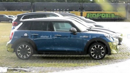 Пятидверный Mini Cooper S проходит дорожные тесты - «Новостной Автоблогер»