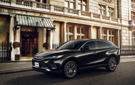 В Японии очередь из желающих купить Toyota Harrier растянулась на 1,5 года - «Новостной Автоблогер»