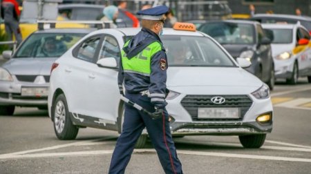 В Москве такси запретят выезжать на три выделенные полосы - «Новостной Автоблогер»