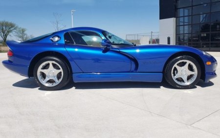 В США продают Dodge Viper 1996 года "без пробега" - «Новостной Автоблогер»