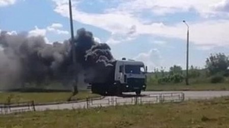 В Тольятти засняли мчащийся горящий грузовик - «Новостной Автоблогер»