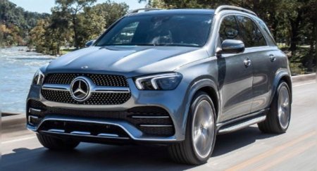 В Уфе водители Land Cruiser и Mercedes не поделили дорогу и устроили стрельбу - «Новостной Автоблогер»