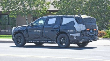 Интерьер будущего Jeep Grand Cherokee выглядит очень премиально - «Новостной Автоблогер»