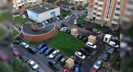 Может ли автолюбитель вызвать ГИБДД с эвакуатором, когда его “заперли” на парковке? - «Новостной Автоблогер»