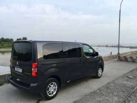 Семь человек и море. Тест-драйв Citroen SpaceTourer - «Новостной Автоблогер»