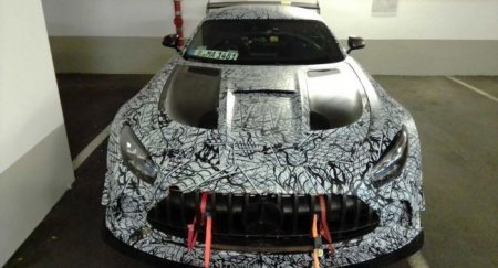 Закамуфлированный Mercedes-Benz находится в боксах Нюрбургринга - «Новостной Автоблогер»
