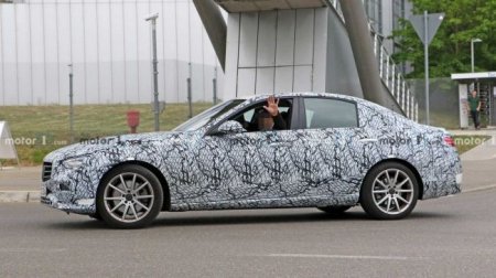 Прототип нового Mercedes C-класса тестируют вместе с универсалом - «Новостной Автоблогер»