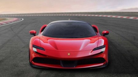 В Санкт-Петербурге Ferrari разбили об дрифтующую BMW - «Новостной Автоблогер»