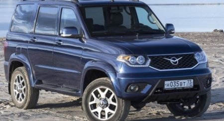 Новый УАЗ сломался, проехав 200 метров от автосалона - «Новостной Автоблогер»
