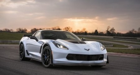 Покупателю картинки с Chevrolet Corvette подарят такой же Corvette, но настоящий - «Новостной Автоблогер»