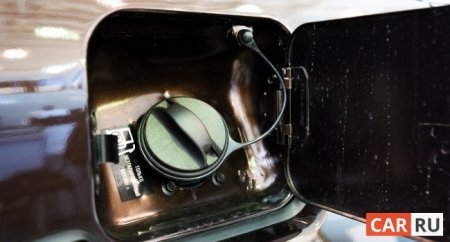Пробитый в дороге бензобак: 4 супер простых способа ремонта - «Новостной Автоблогер»