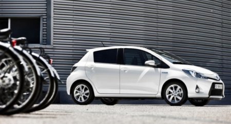 Toyota вместо выпуска нового Yaris провела рестайлинг актуальной модели - «Новостной Автоблогер»