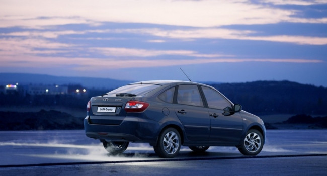 Lada Granta начнут красить в новый цвет - «Новостной Автоблогер»