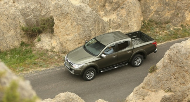 Безопасность нового Mitsubishi L200 проверили в краш-тестах - «Новостной Автоблогер»