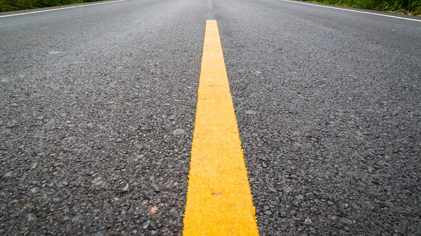 Трассу М-8 в Ярославле перекрыли из-за последствий атаки беспилотников - «ГИБДД»